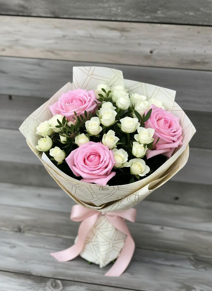 Букет цветов из: Розы в Первомайском Забайкальского края