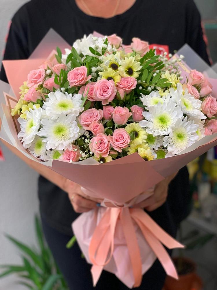 Букет цветов из: Розы и Хризантемы в Первомайском Забайкальского края