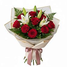 Букет цветов из:  Лилии и Розы в Первомайском Забайкальского края