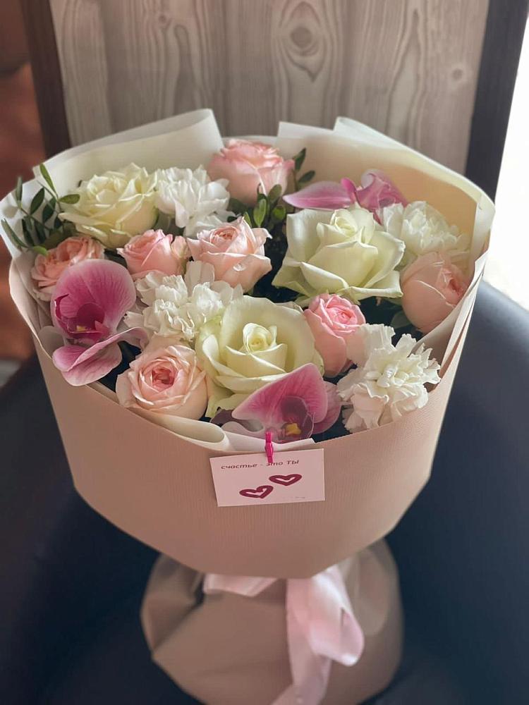 Букет цветов из: Орхидеи, Розы и Гвоздики в Первомайском Забайкальского края