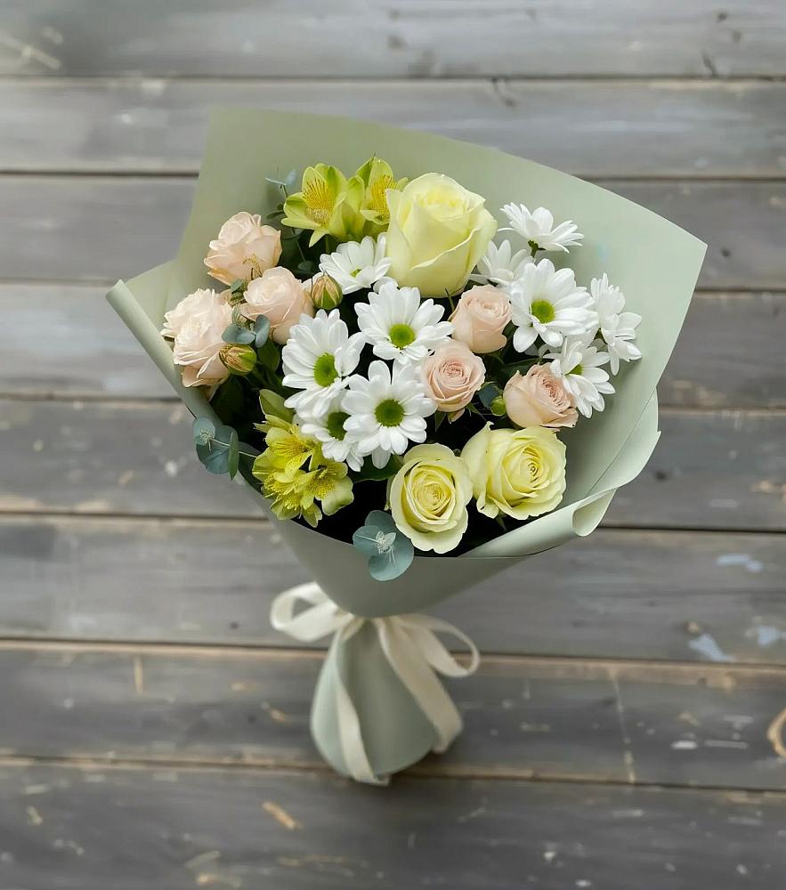Букет цветов из: Альстромерии, Розы и Хризантемы в Первомайском Забайкальского края