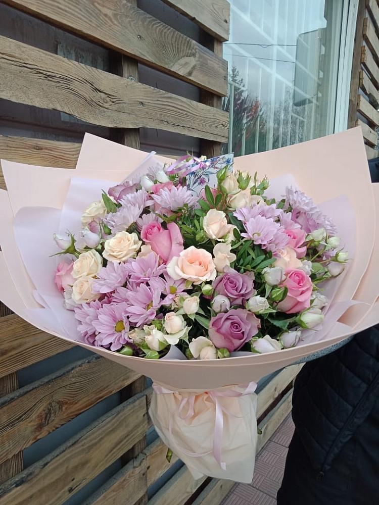 Букет цветов из: Розы и Хризантемы в Первомайском Забайкальского края