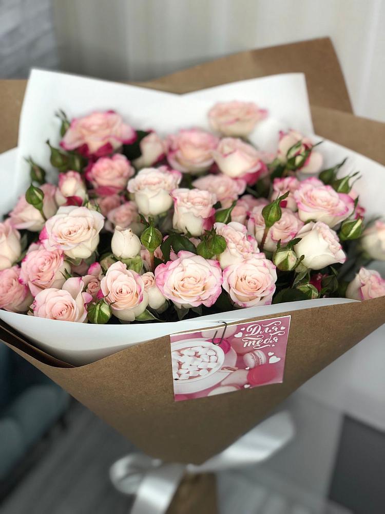 Букет цветов из: Розы в Первомайском Забайкальского края