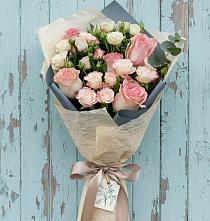 Букет цветов из:  Розы #REPLACE_PRED# Первомайском Забайкальского края