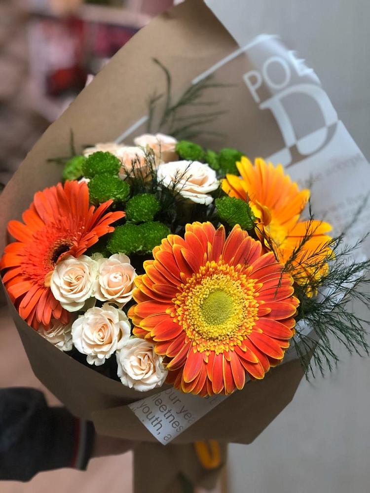 Букет цветов из: Герберы, Хризантемы и Розы в Первомайском Забайкальского края