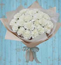 Букет цветов из:  Гвоздики в Первомайском Забайкальского края